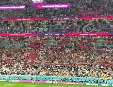 欧洲豪强客场压阵，主队依旧保持不败