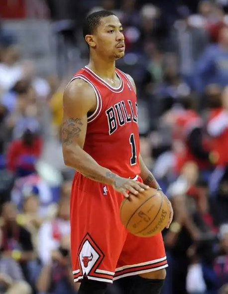 罗斯队在比赛中被对手打出高效进攻(罗斯队在比赛中被对手打出高效进攻视频)