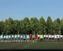 九州娱乐-包含赛事进入白热化阶段，球队为荣誉拼尽全力的词条